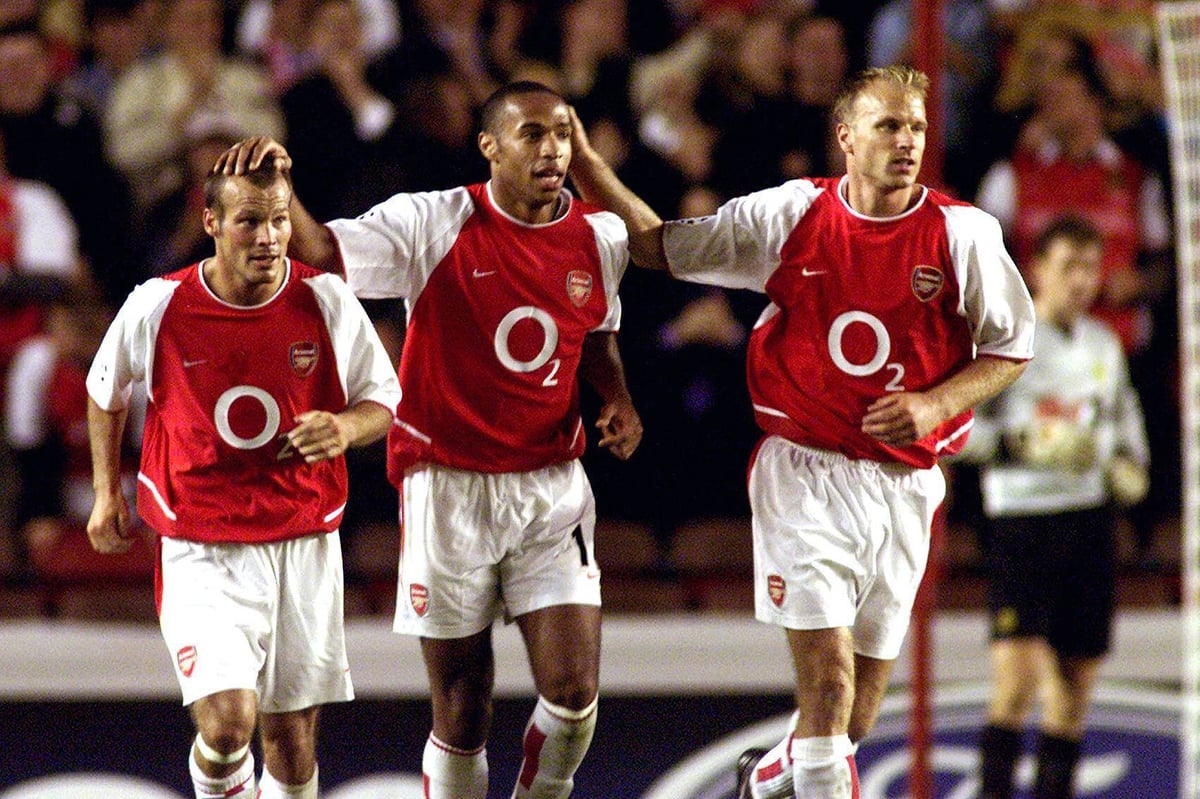  Torjubel Arsenal, v. li: Fredrik Ljungberg, Thierry Henry, Dennis Bergkamp Champions League 2002 2003.