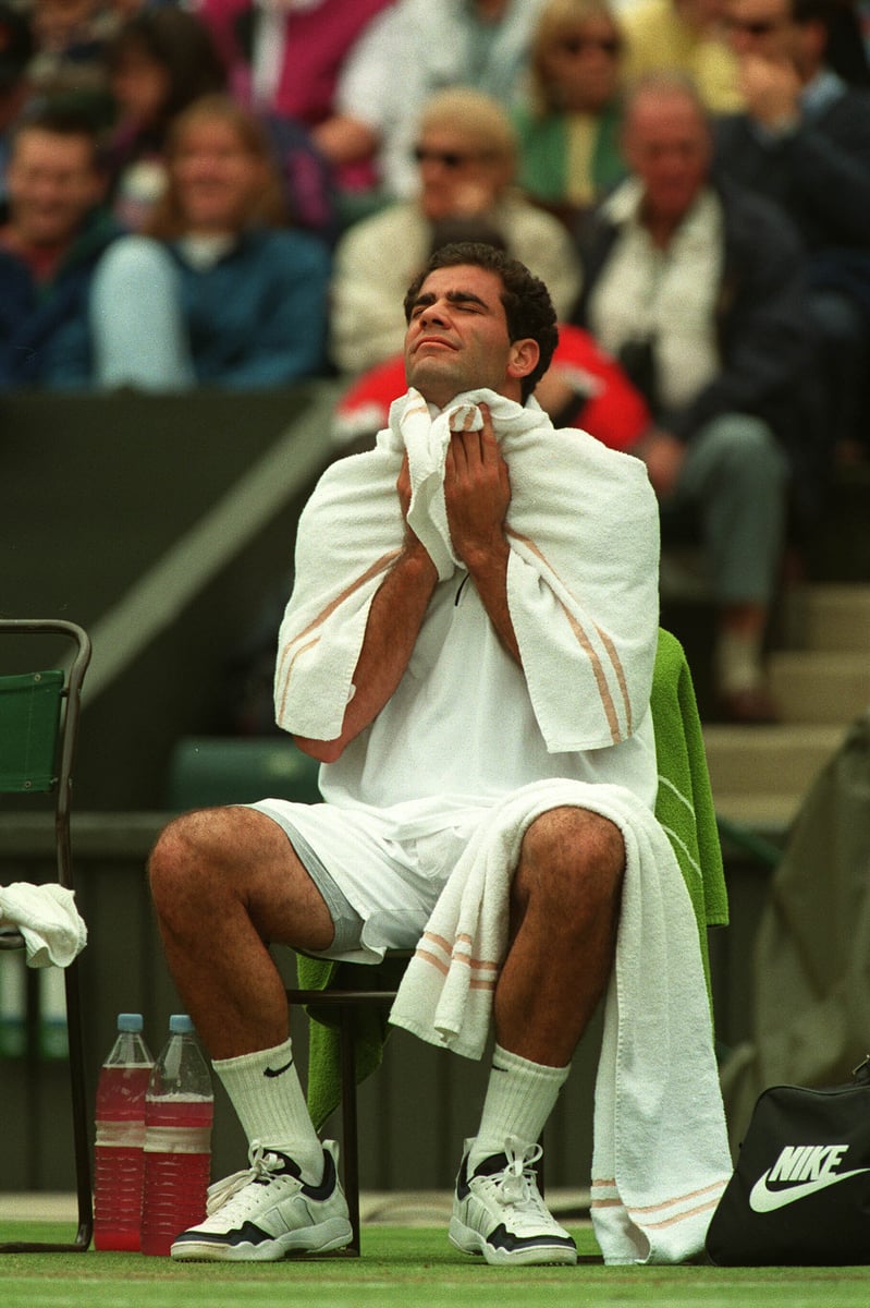 Pete Sampras break bench towel