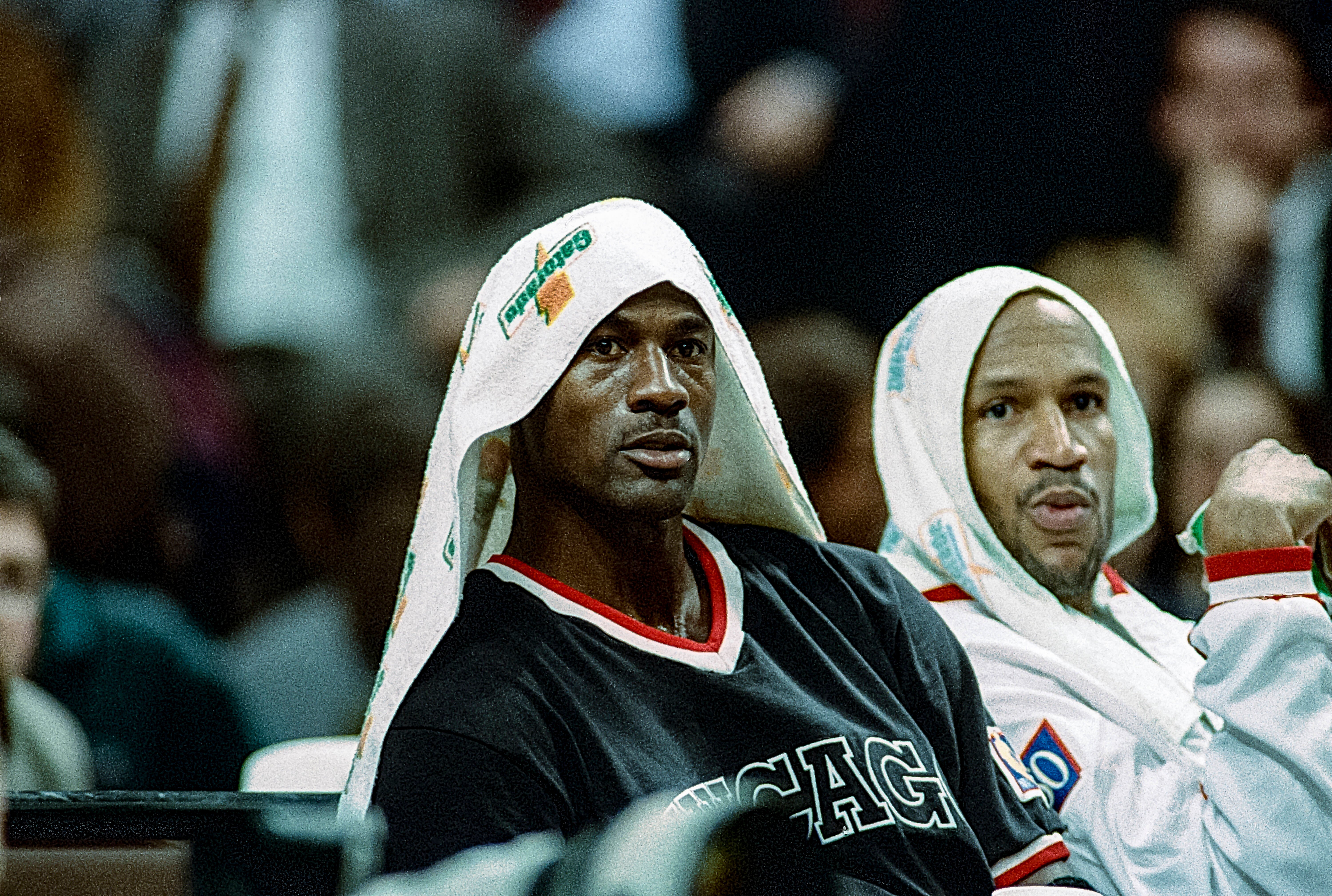 Foto von Michael Jordan: 1996 im Spiel der Chicago Bulls gegen die Miami Heat in den USA.