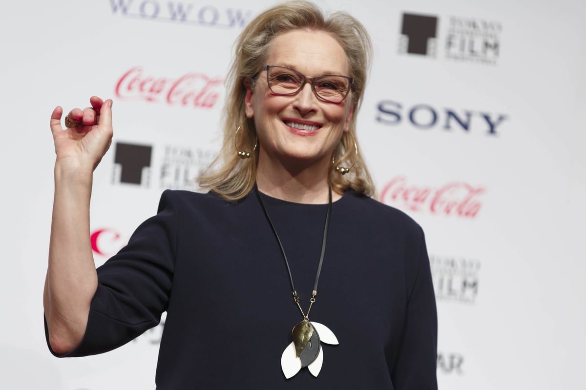 Meryl Streep who is one of the famous actress appeared at the press conference of the movie Florence Foster Jenkins in Roppongi. 