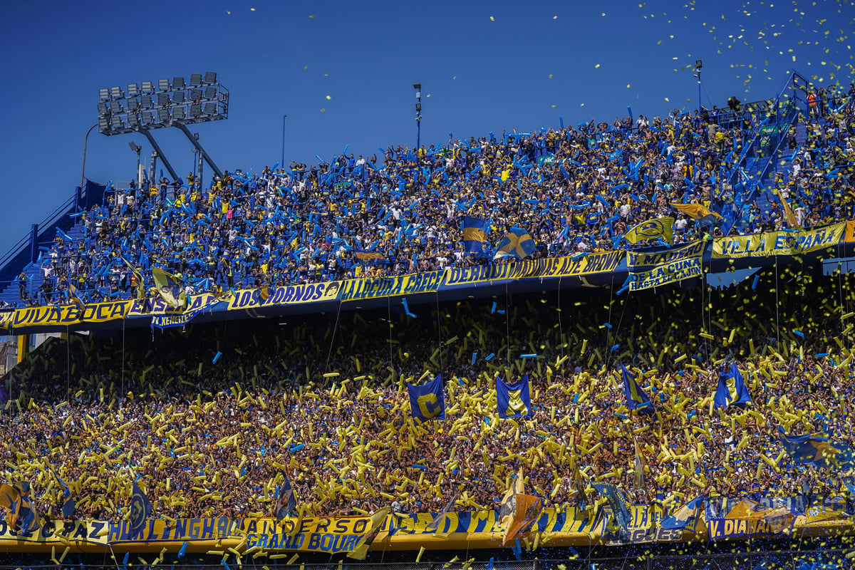 Boca Juniors gegen River Plate. Liga Argentinien Fans von CA Boca Juniors während des Spiels der Liga Argentinien.